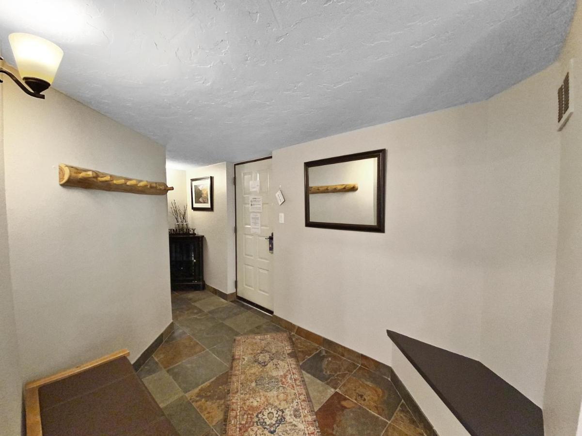 Powderhorn C202 Condo Брекънридж Екстериор снимка